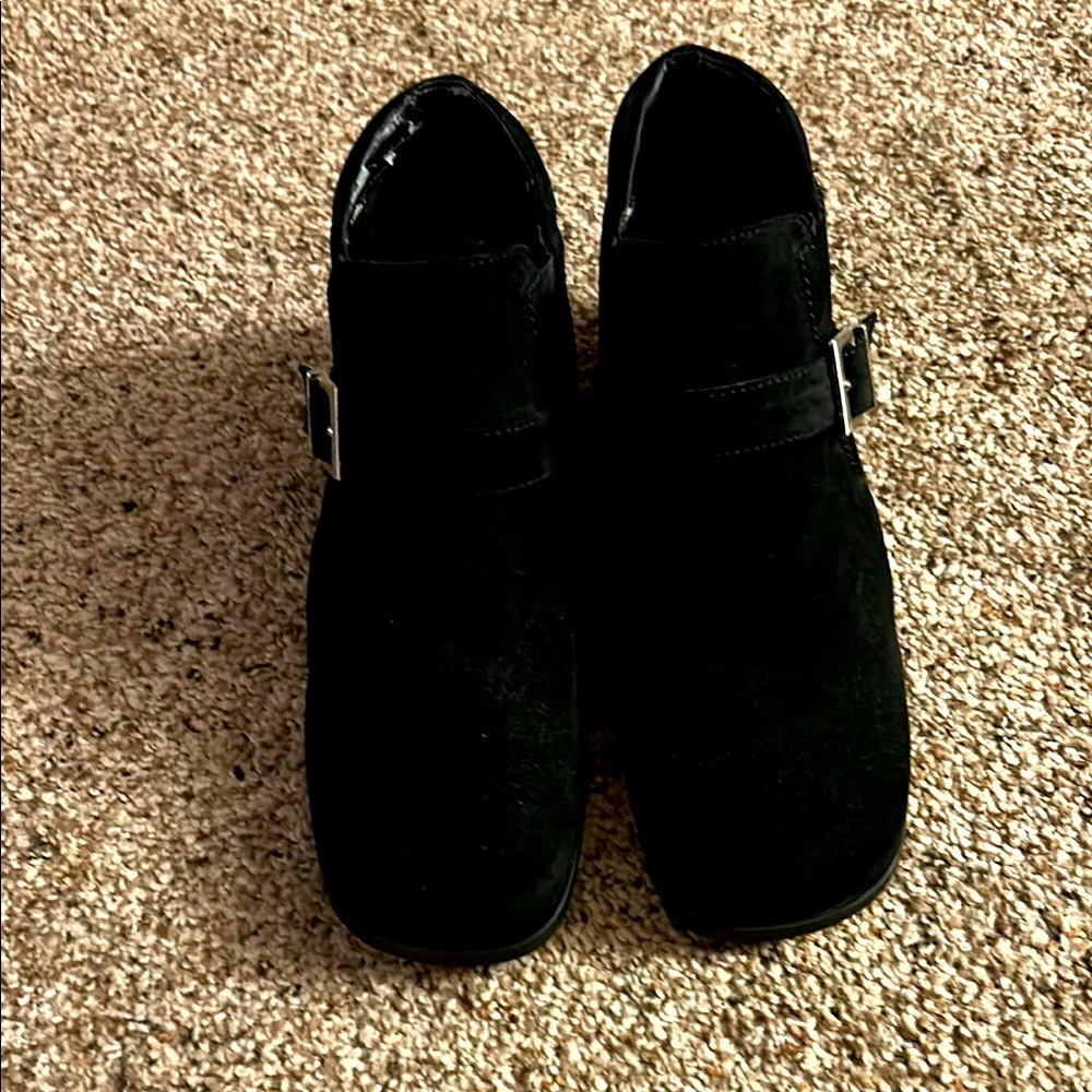 Black sweud ankle boots, never worn and new.